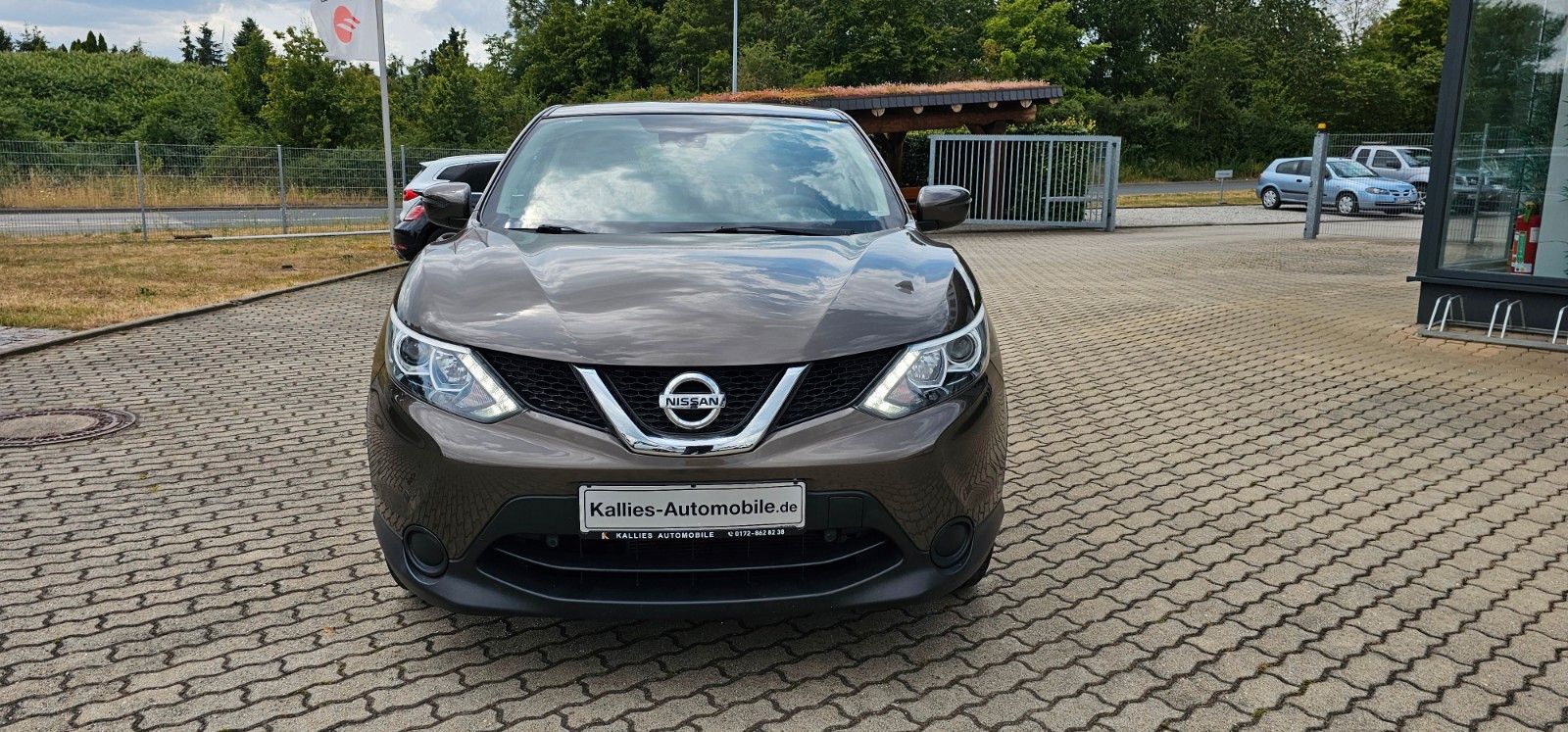 Fahrzeugabbildung Nissan Qashqai 1.2 DIG-T Xtronic Acenta