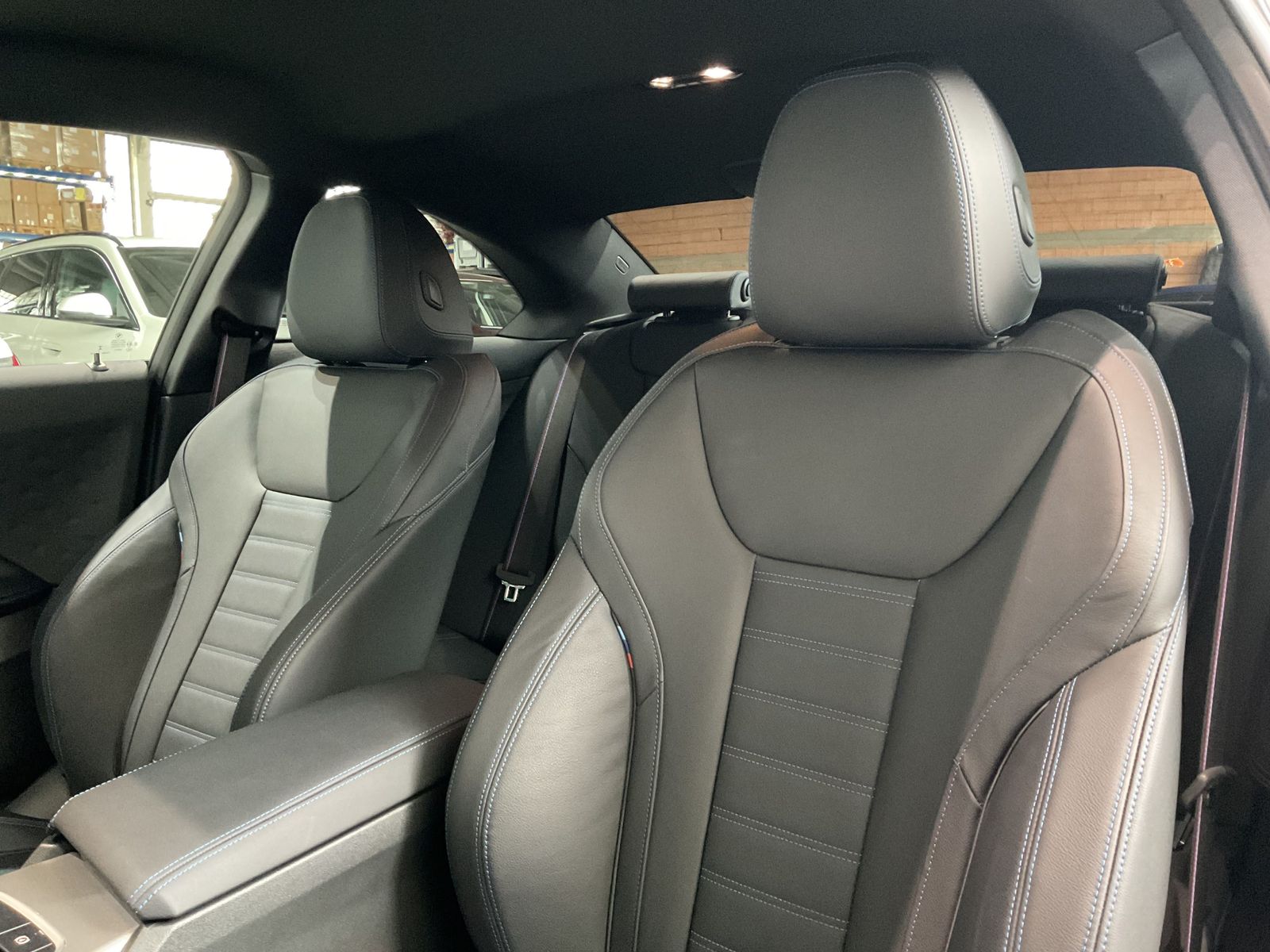 Fahrzeugabbildung BMW 230i Sitzverstellung elektrisch mit Memory | AHK