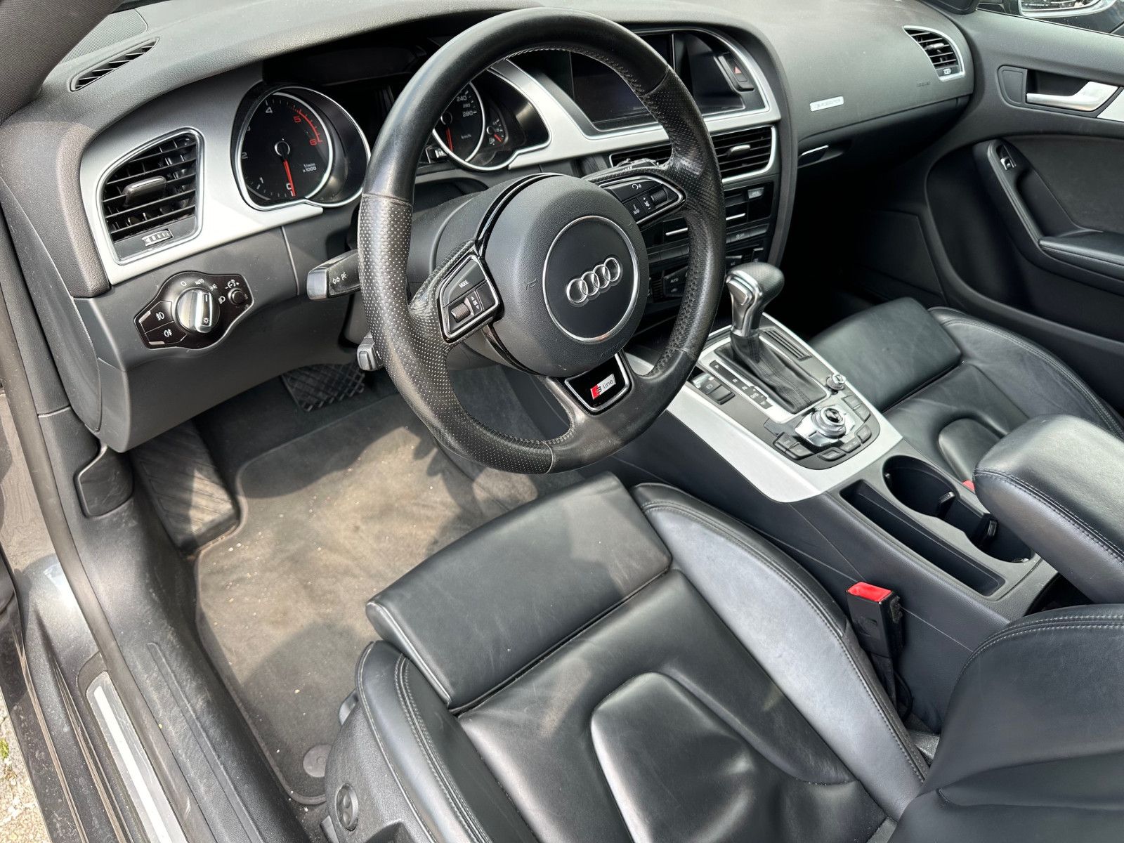 Fahrzeugabbildung Audi A5 SPORTBACK 3.0 TDI QUATTRO S LINE*MODELL 2016*