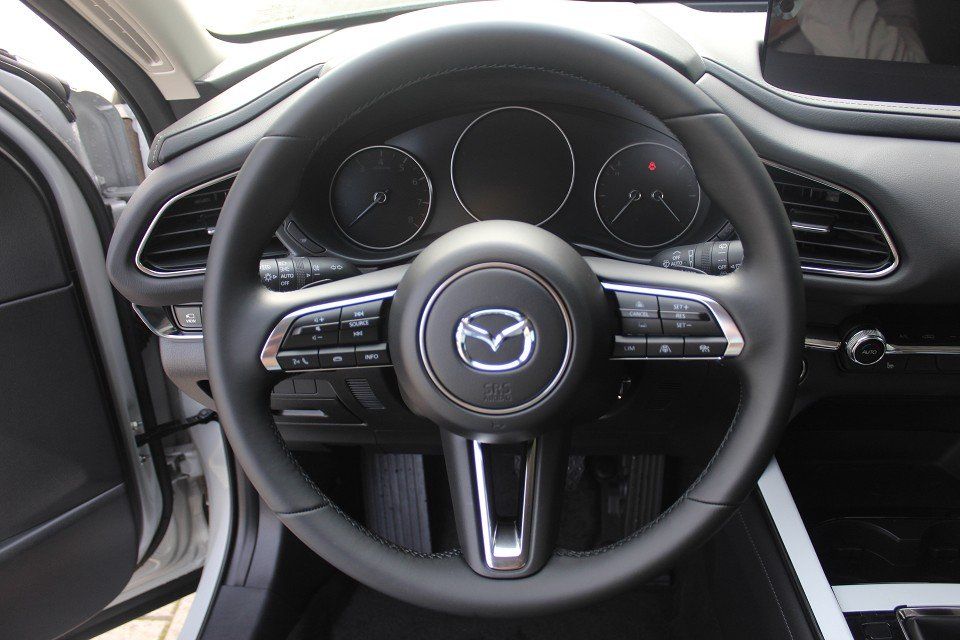 Fahrzeugabbildung Mazda CX-30 2025 M-Hybrid Exclusive-Line G-140 AT *sof