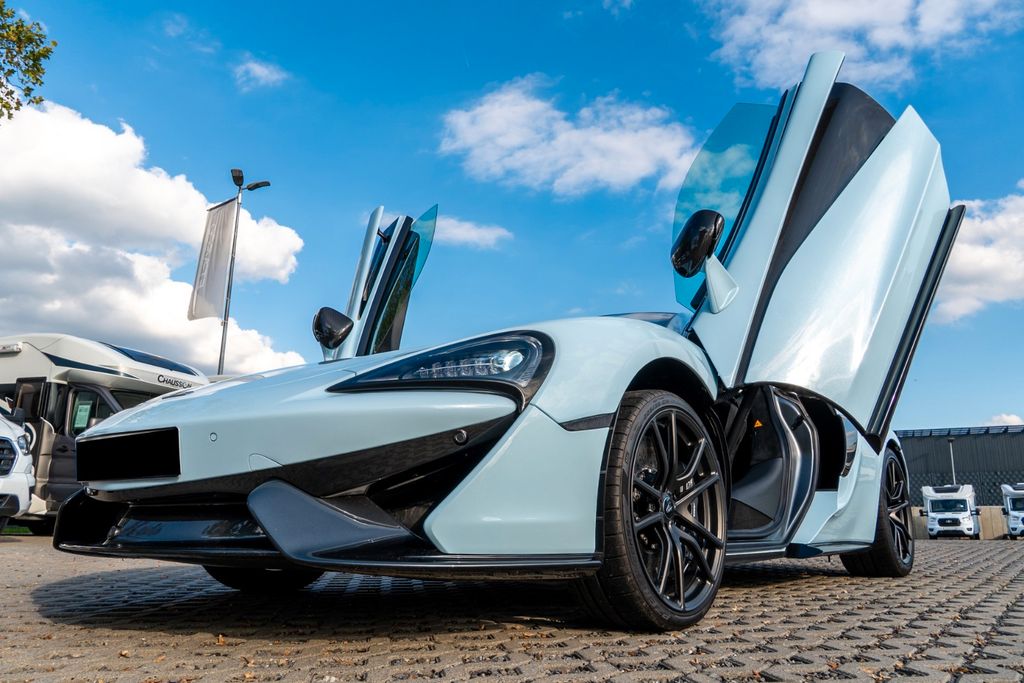 McLaren 570S