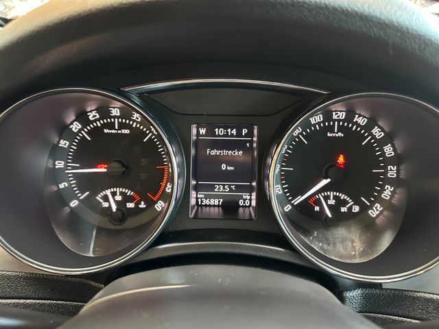 Skoda Superb Combi Exclusive *Navi*BiXenon*