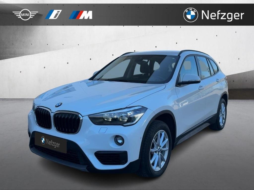 BMW X1 xDrive20i Advantage Parkassistent