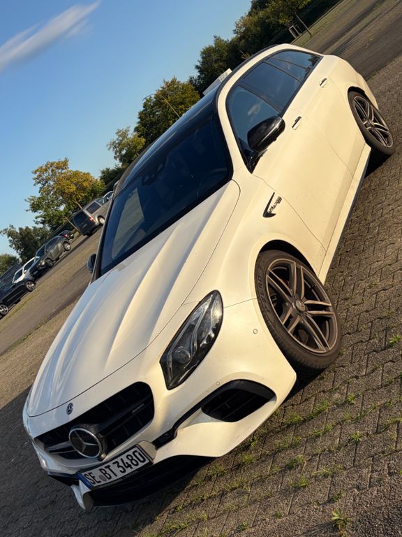 Image of Mercedes-Benz E 63 AMG