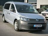 Volkswagen Caddy Maxi 2.0 TDI 5*Sitzer*Navi*AHK*PDC*SH - Volkswagen Caddy: 2.0