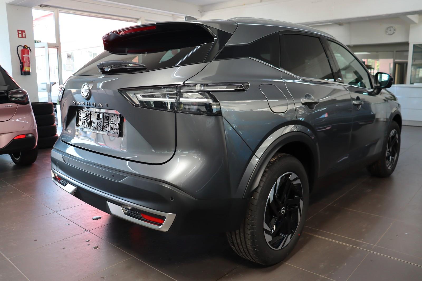 Nissan Qashqai 1.3 AT N-Connecta 4WD,PANO,TLeder SOFORT, миниатюра 4