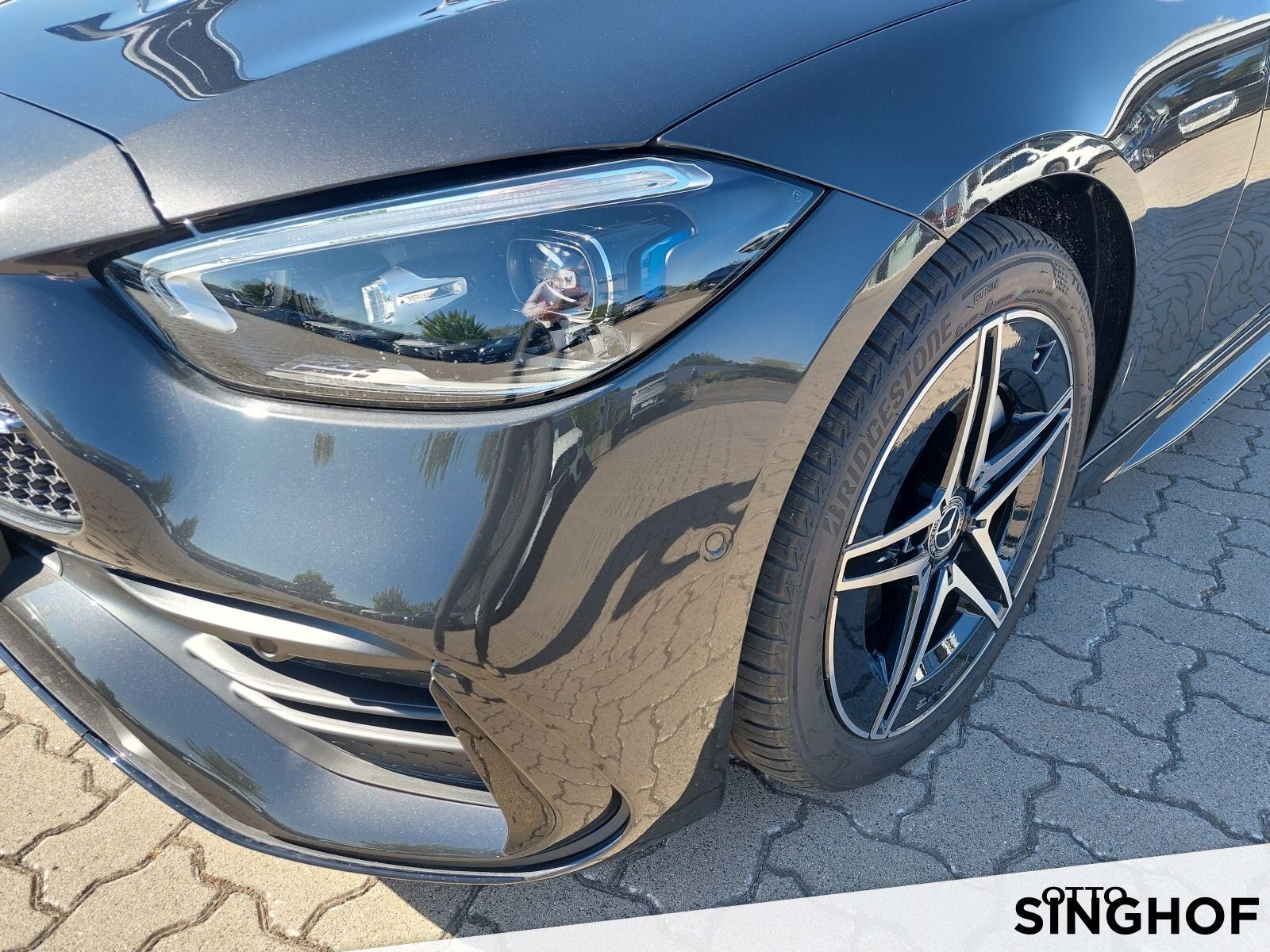 Fahrzeugabbildung Mercedes-Benz C 220 d AMG Pano+AHK+Night+Digital+360°+Distron+