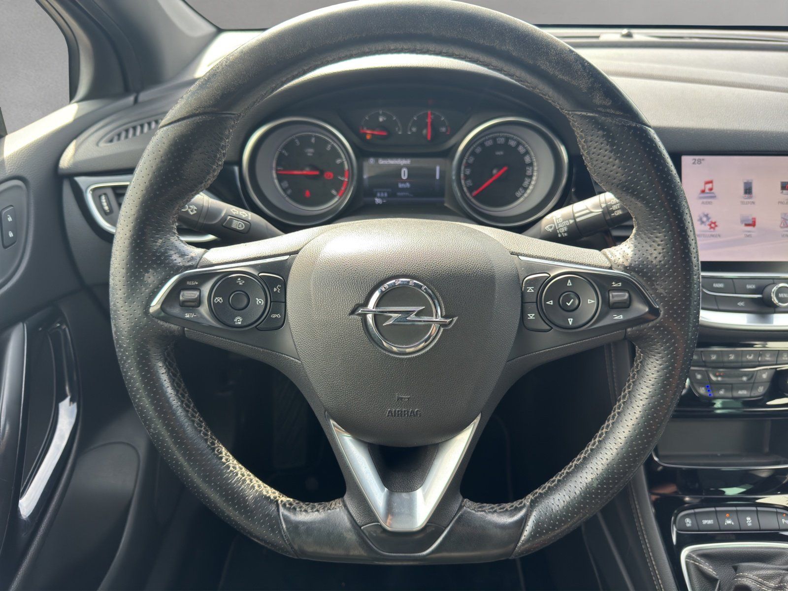 Fahrzeugabbildung Opel Astra K 1.6 Turbo Ultimate KAMERA/Intelli-Lux/