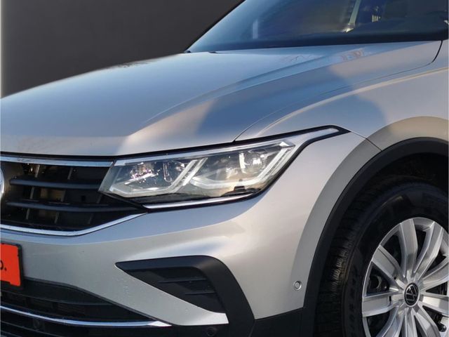 Tiguan Active 2.0 TDI AHK Navi  Carplay BT PDCv+