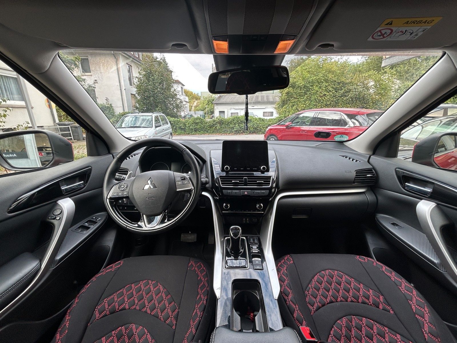 Fahrzeugabbildung Mitsubishi Eclipse Cross 4x4 Hybrid(Benzin/Elektro) Aut/AHK