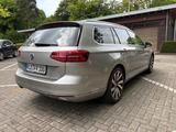 Volkswagen Passat Variant 2.0 TDI 360 Distr Digital AHK  - Volkswagen Passat Variant: 3.2