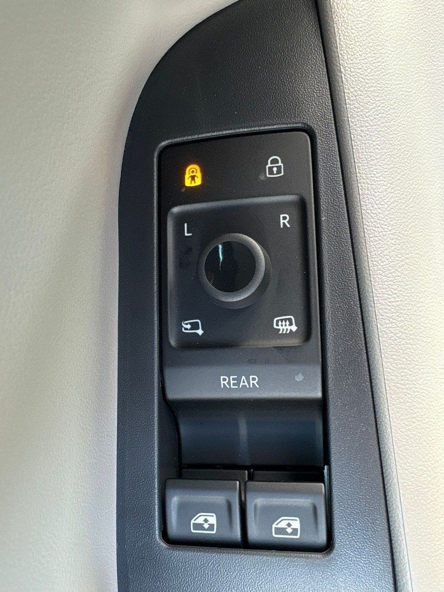 Ford Explorer - Bild 11