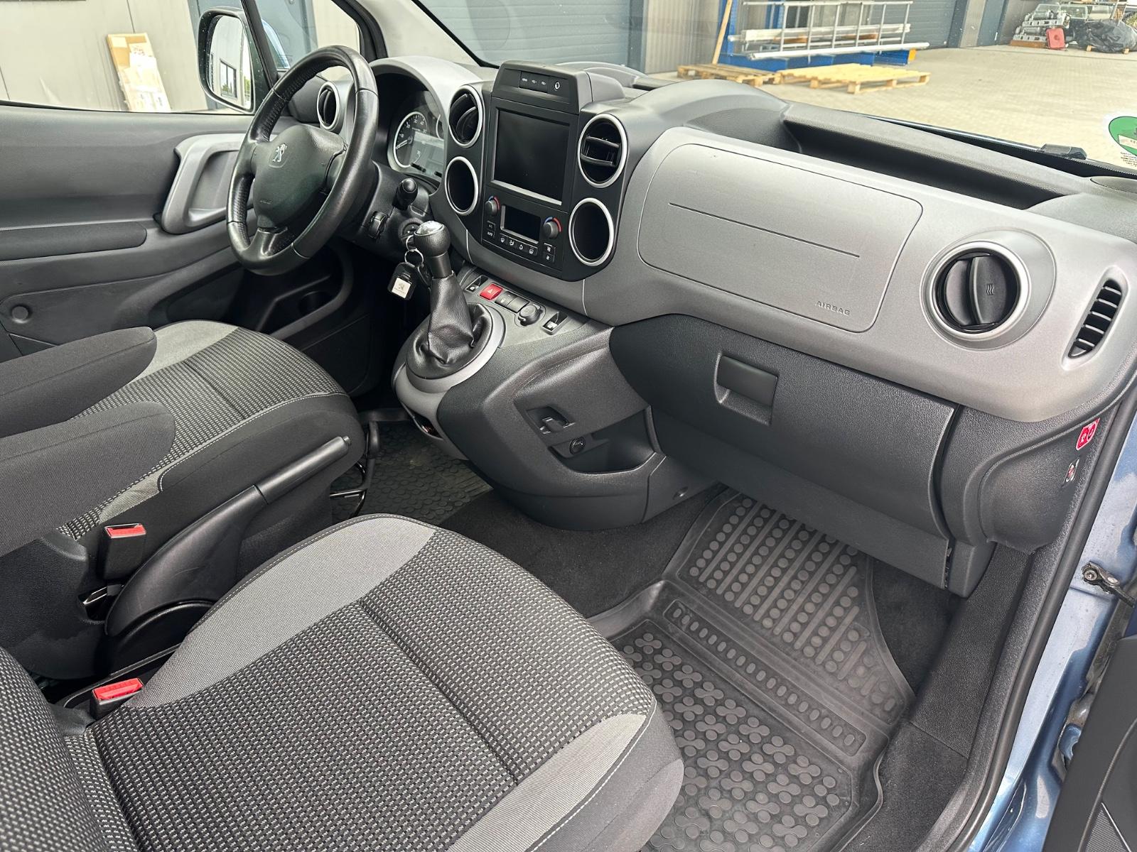 Peugeot Partner Tepee Allure Navi Zahnriemen neu!