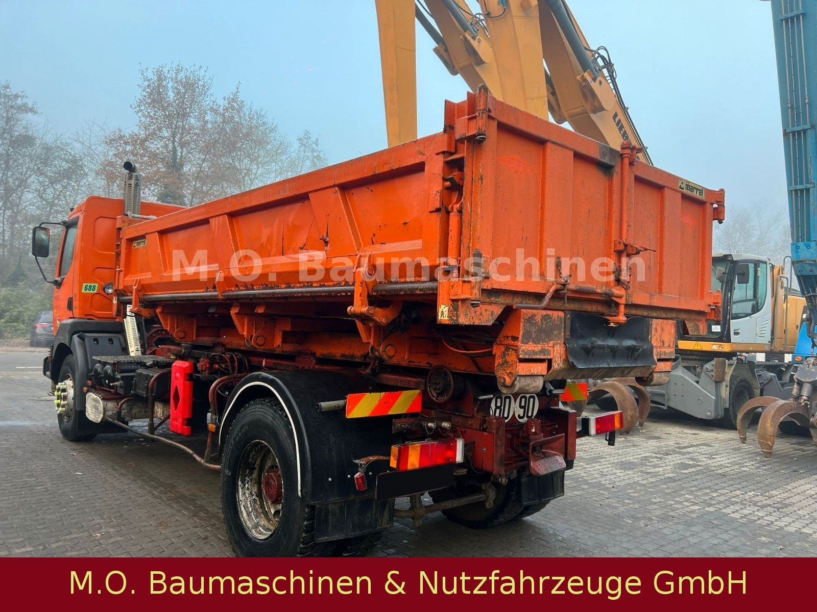 Fahrzeugabbildung Renault Kerax 260-19 / 4x2 / Marell  /