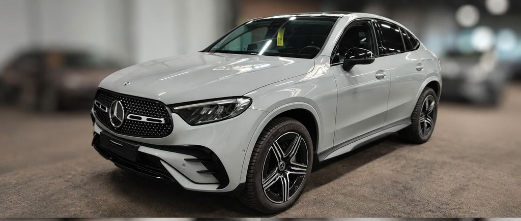 Image of Mercedes-Benz GLC 300