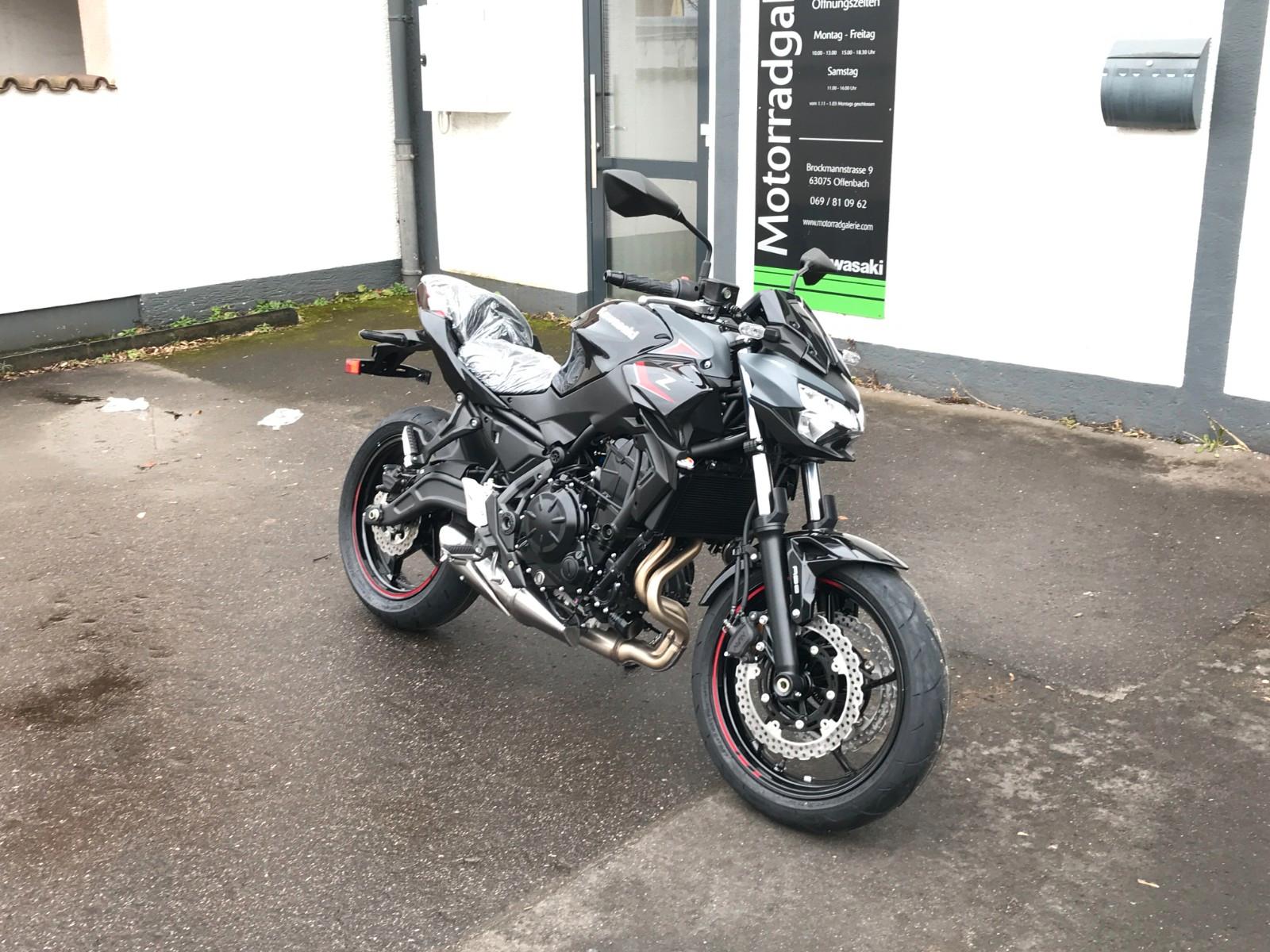 Kawasaki Z 650 MY2025 m. Starterbonus 7.045,- Euro LAGER!