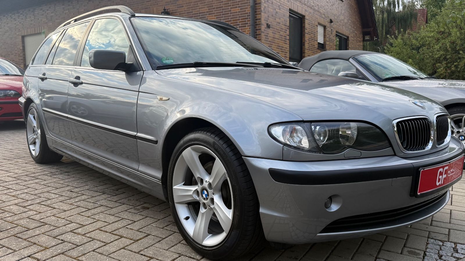 BMW BMW 320i touring,Klima,Leder,Xenon,SitzhizUnfallfr