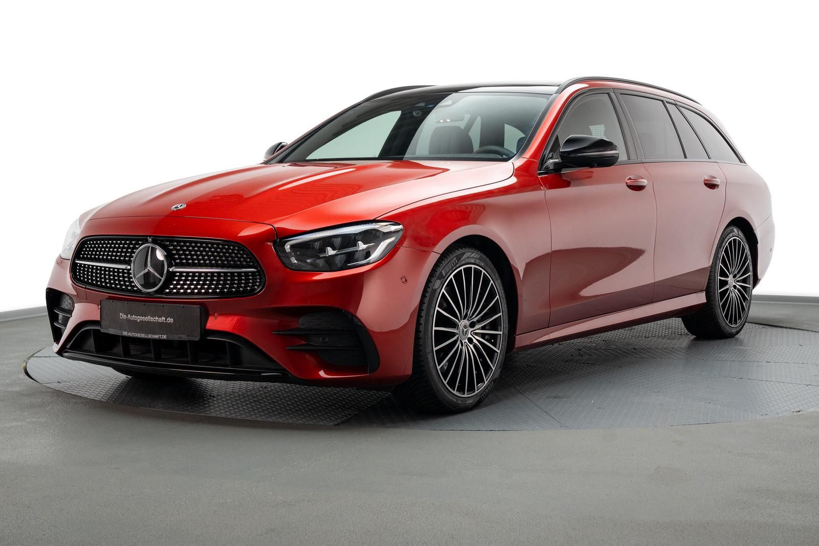 Mercedes-Benz E 220 d T AMG Line LED NAVI KAMERA NIGHT foto 4