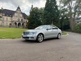 Mercedes-Benz 220 Avantgarde  - silberne Mercedes-Benz 220