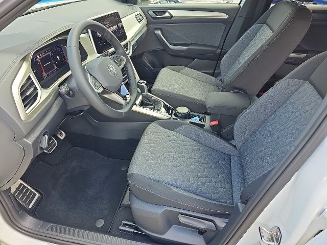 Fahrzeugabbildung Volkswagen T-Roc MOVE 1,5 TSI DSG BEATS AHK STHZG KAMERA NA