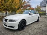 BMW 320d xDrive Touring Edition Exclusive Editio... - BMW 320 aus 2011: Kombi, 320d