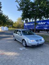 Volkswagen Bora 1.9TDI 110kW Highline Variant  - Volkswagen Bora: Highline