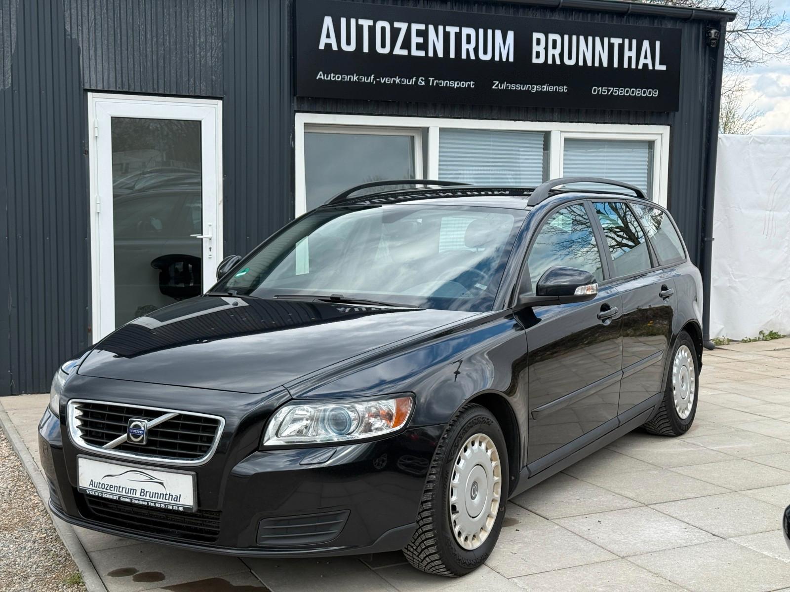 Volvo V50 Kombi 1.6 D Drive TÜV 12-26/Zahnriemen NEU