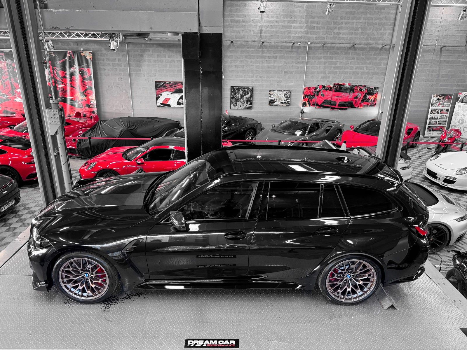 BMW M3 CS xDrive Touring imagem 2