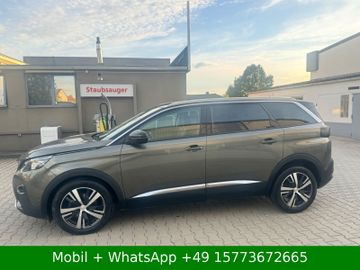 Peugeot 5008 - 8