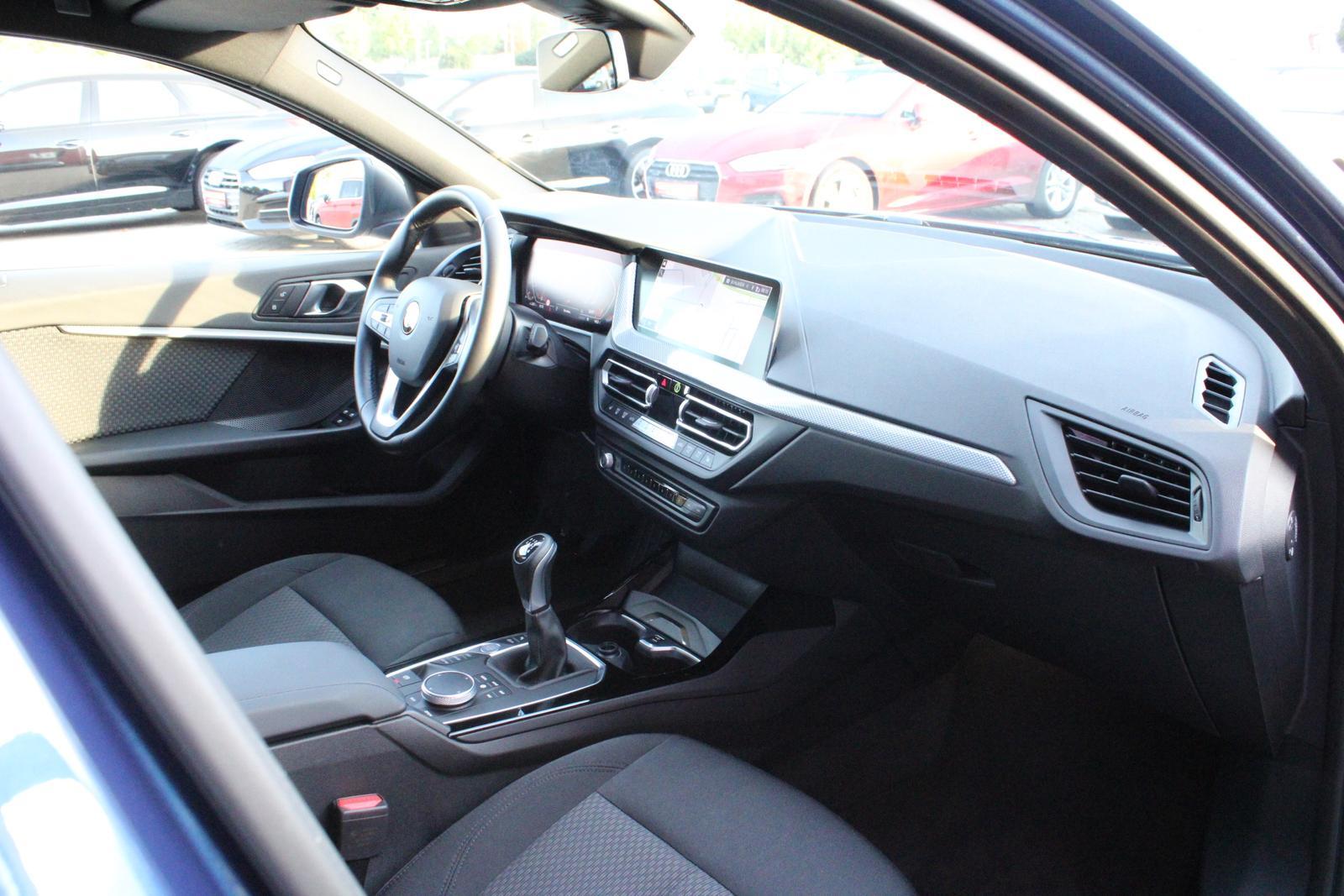 BMW 118 i *LIVE COCKPIT*LED*NAVI*PANORAMADACH*SHZ*, миниатюра 18