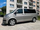 Volkswagen T5 CARAVELLE Facelift Umbau T6 - Volkswagen T5: V6