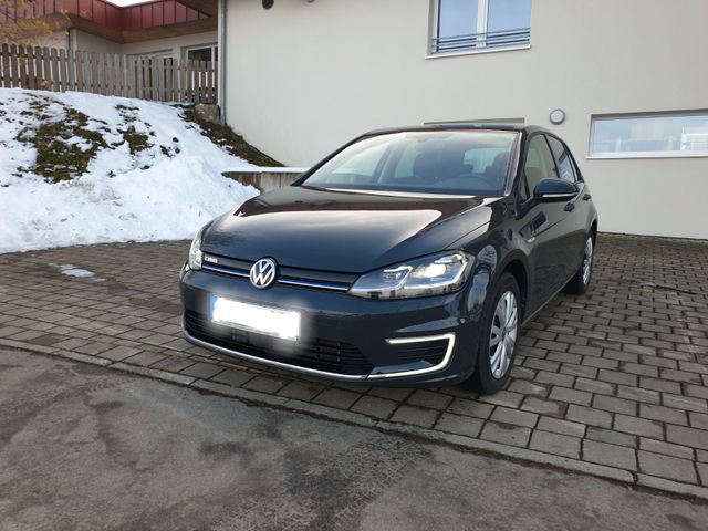 Volkswagen Golf e-Golf  CCS + Wärmepumpe