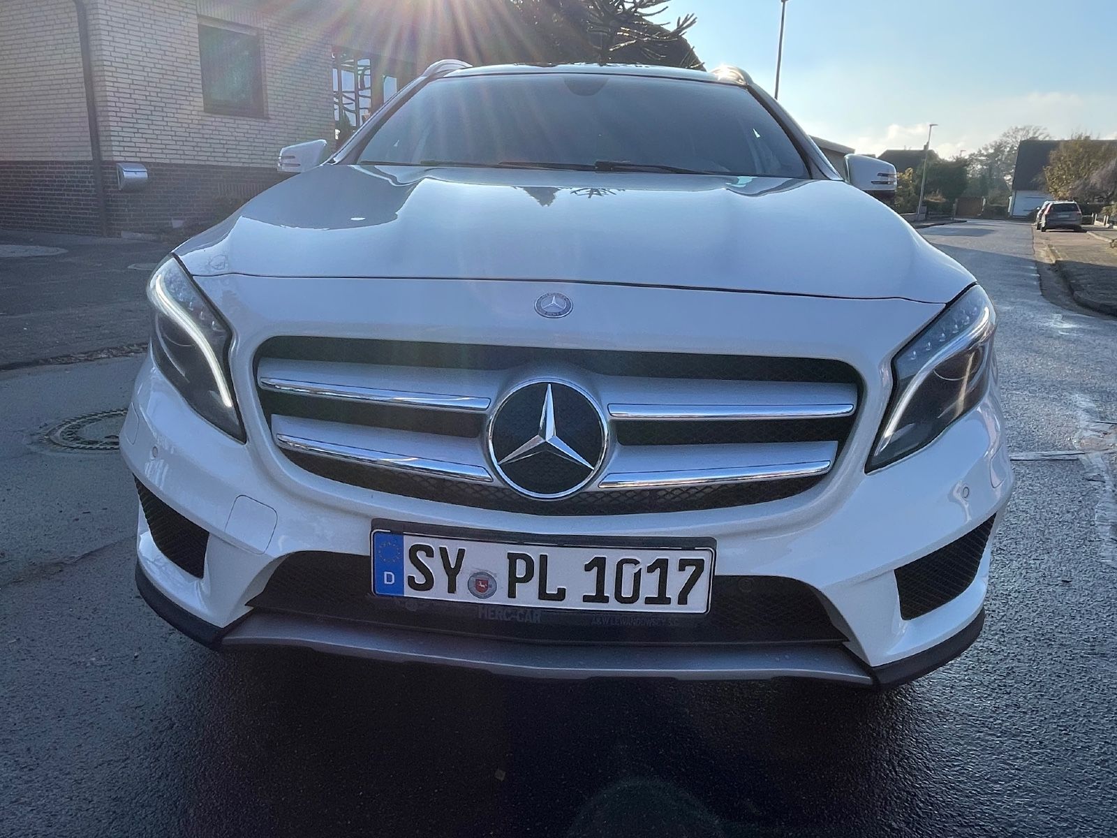 MERCEDES-BENZ GLA 250 4Matic