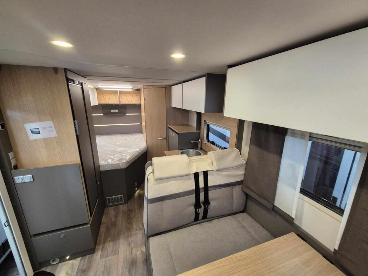 Fahrzeugabbildung LMC Lift H 630 Markise Navigation --TV SAT Radträger