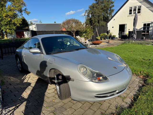 Porsche 911 (996) Carrera | 1999 | Silber | puri