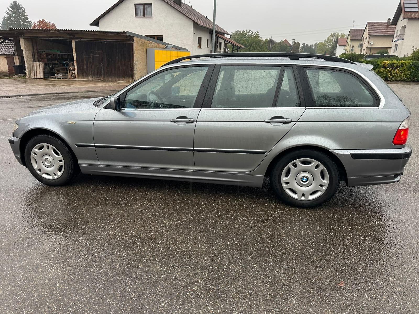 BMW 316 2005 — салон