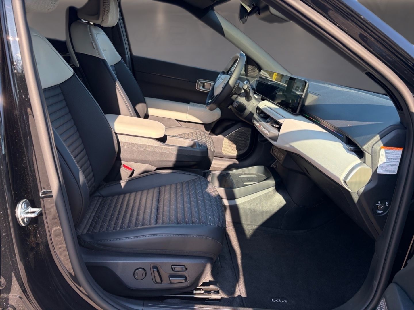 Fahrzeugabbildung Kia EV4 Fastback (CT) 150 kW GT-Line Navi Soundsy LE