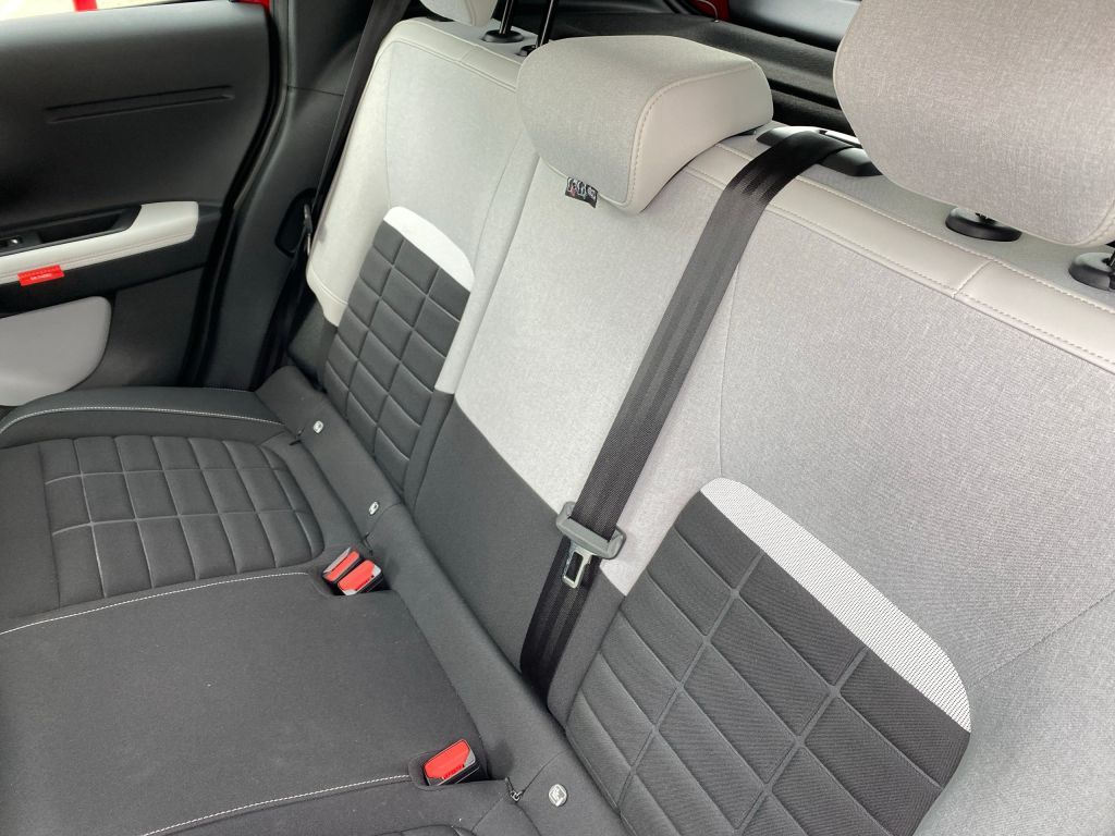 Fahrzeugabbildung Citroën e-C3 MAX *11 kW Lader*Cam*LED*17 Zoll*Navi*