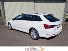 Fahrzeugabbildung Skoda Superb Combi Style 4x4 Navi LED ACC RFK AHK Virt