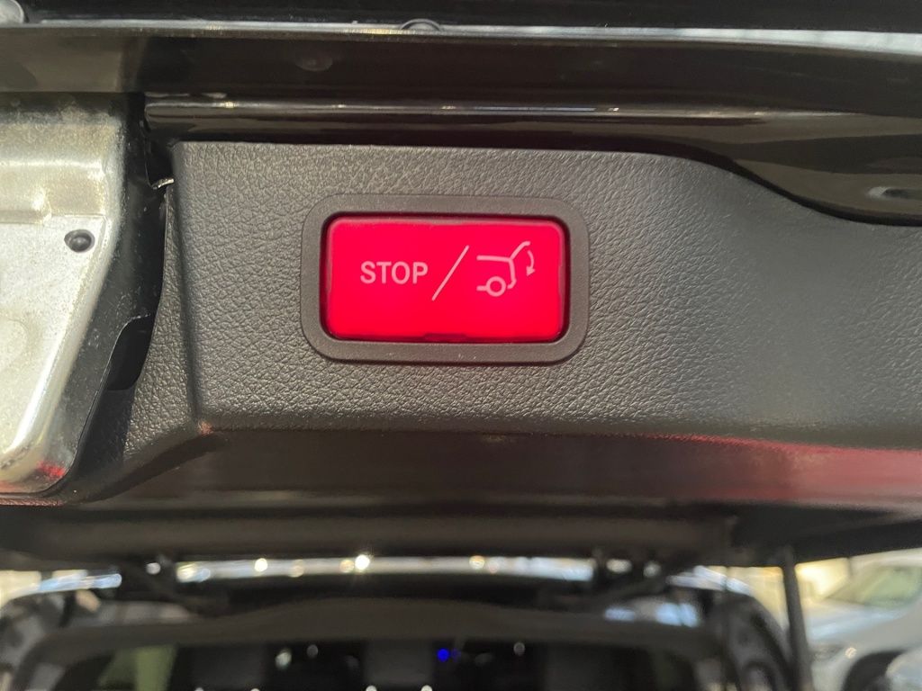 Fahrzeugabbildung Mercedes-Benz V 300 AVG extralang 8 Sitze Standhzg.EASY-PACK