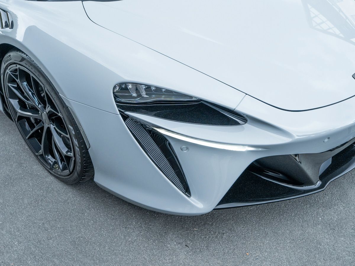 McLaren Artura - Bild 8