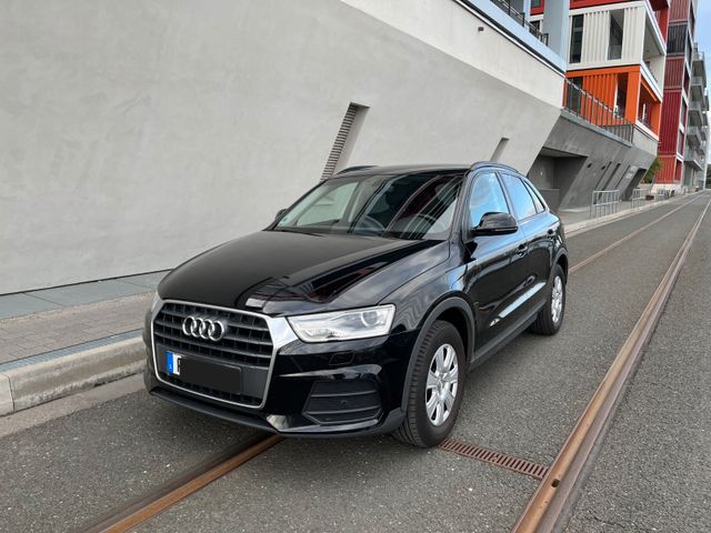 AUDI Q3 2.0 TDI - Navi, Leder, Bose