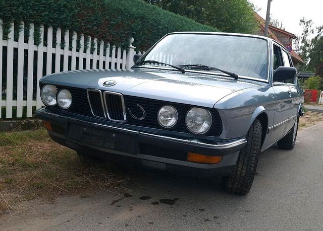 BMW 525e E28 Automatik mit Kat