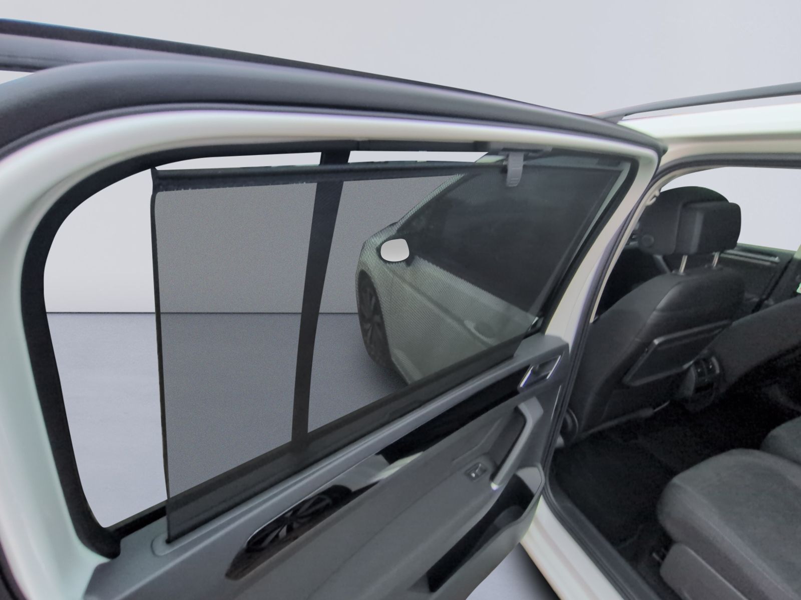 Touran Highline 1.5 TSI DSG STHZ+KINDERSITZ+AHK+