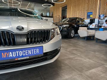 Skoda Octavia Combi Ambition *AHK*TEMPO*NAVI*2-ZONEN*