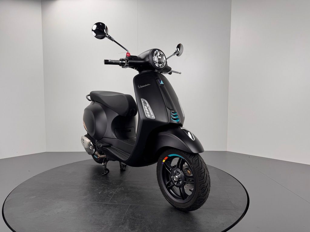 Fahrzeugabbildung Vespa PRIMAVERA 125 SPORT E5+ *NEUFAHRZEUG