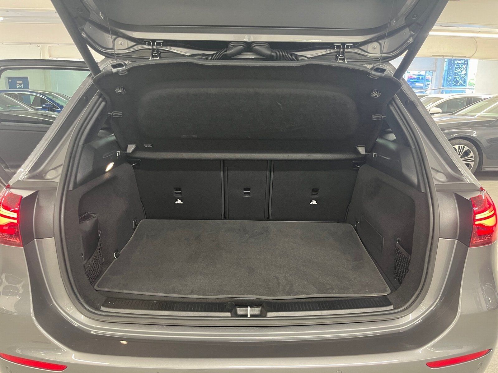 Fahrzeugabbildung Mercedes-Benz B 200 Progressive*AHK*STDHZG*Distro*Totwi*Sound*