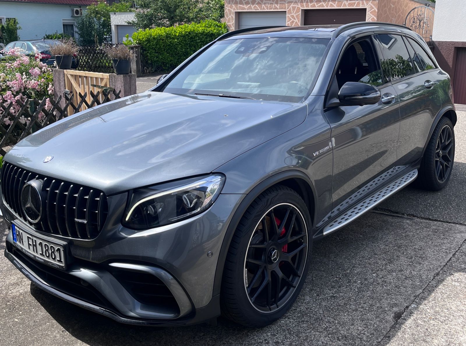 MERCEDES-BENZ GLC 63 S AMG Pano, Vmax, aufh. Performance Ausp 