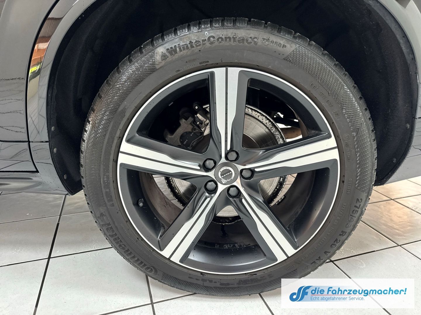 Fahrzeugabbildung Volvo XC90 R Design AWD T6 E6 HUD StandHZG Navi Leder