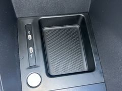 VW Caddy Dark Label 2.0TDI*Pano*LED*NAVI